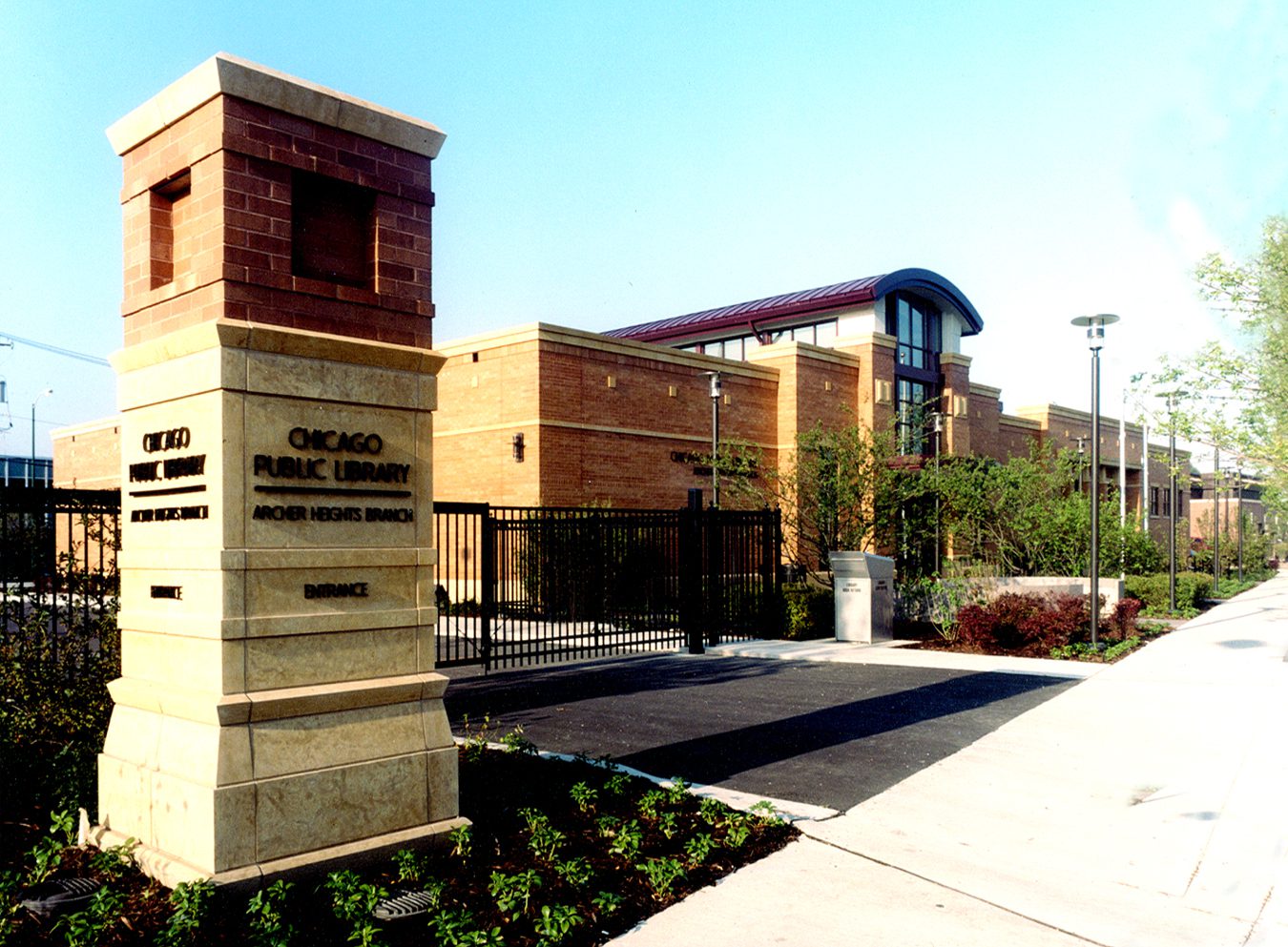 0049 exterior