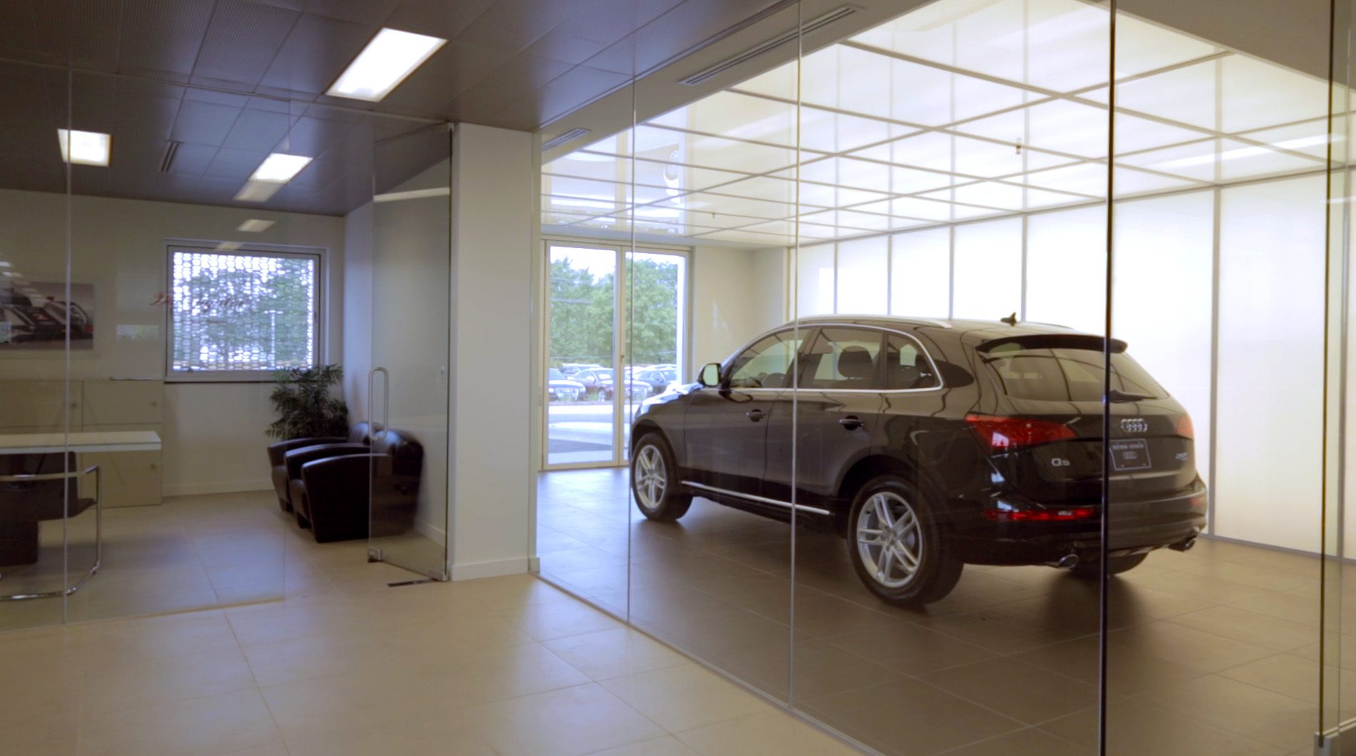 Audi GlassRoom from fromVideo