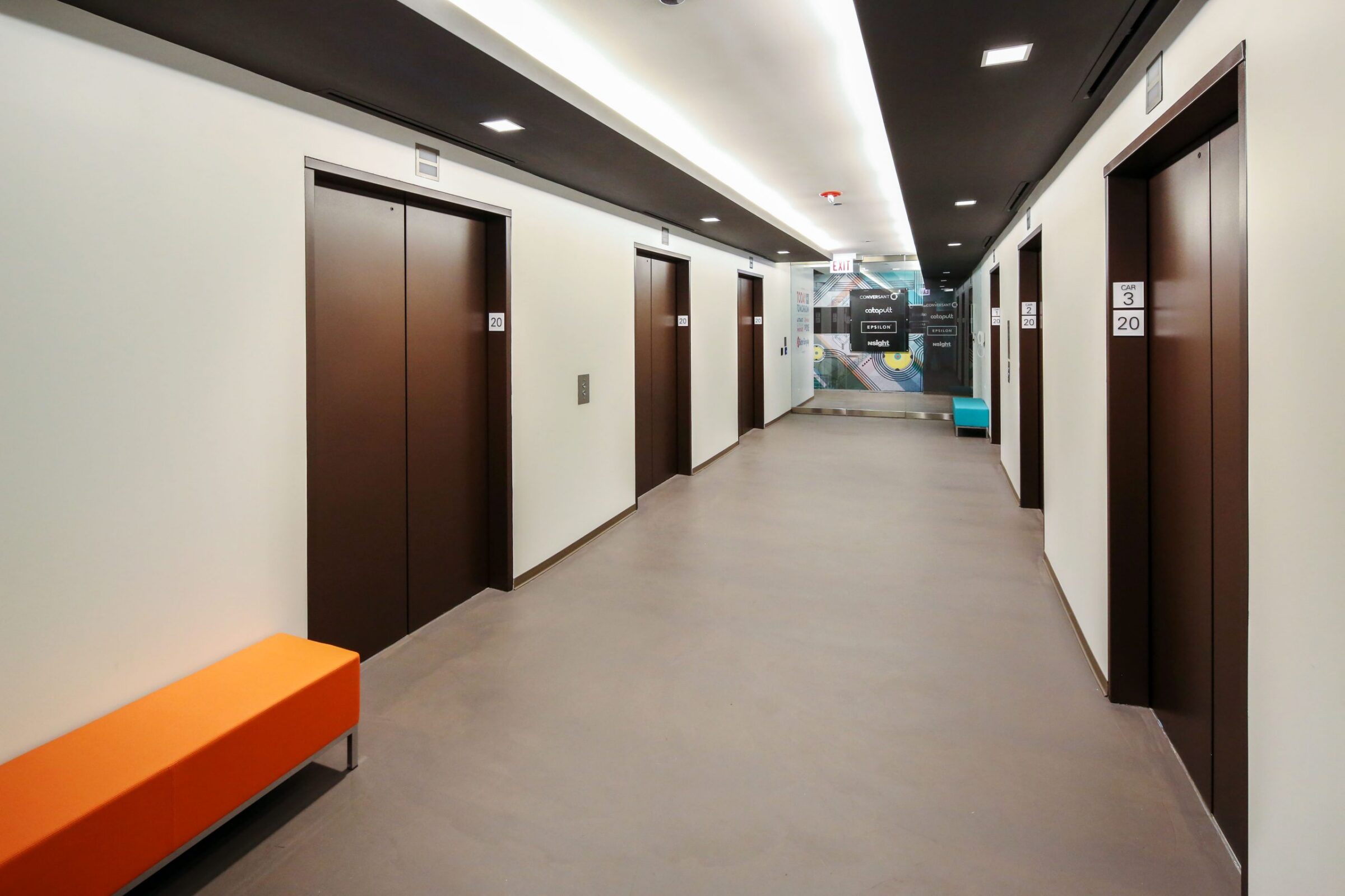 ElevatorHall U10A5573
