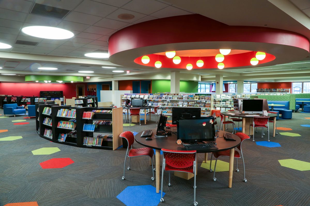 OpenArea U10A3935