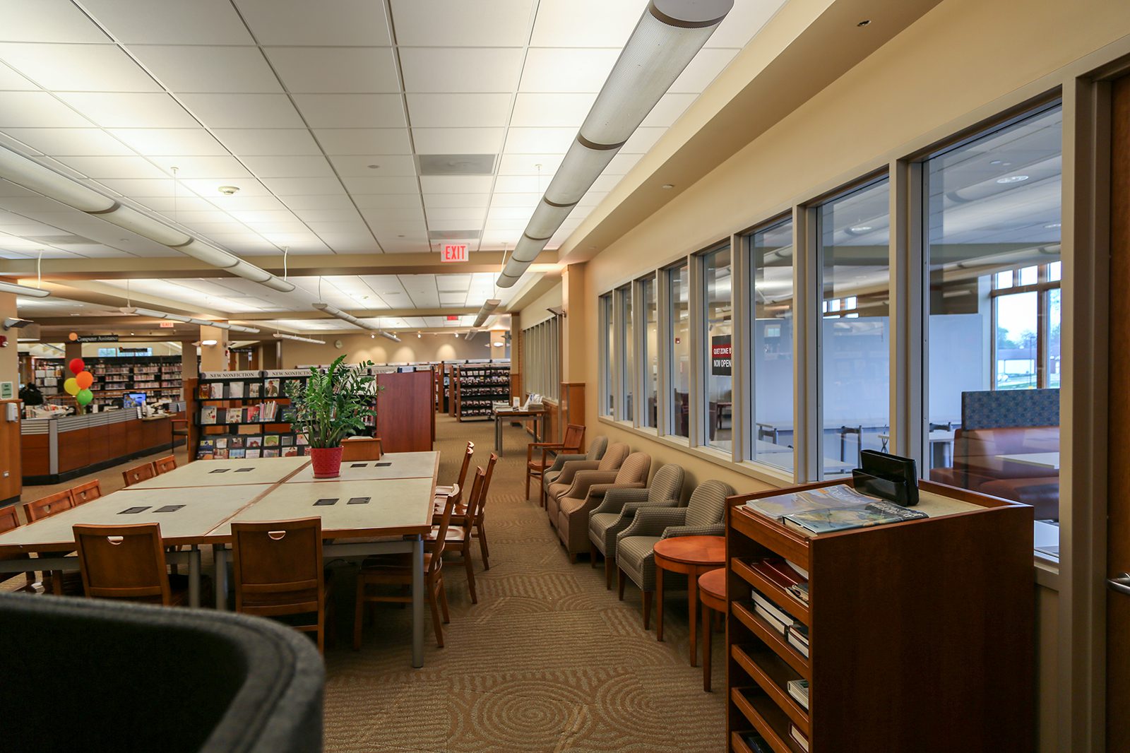 ReadingRoomOutside U10A3950