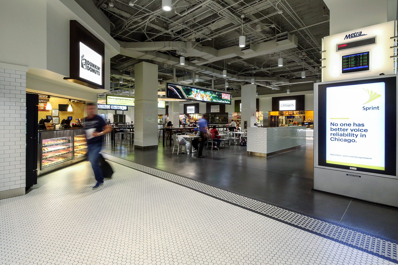 Food entrance B U10A5867