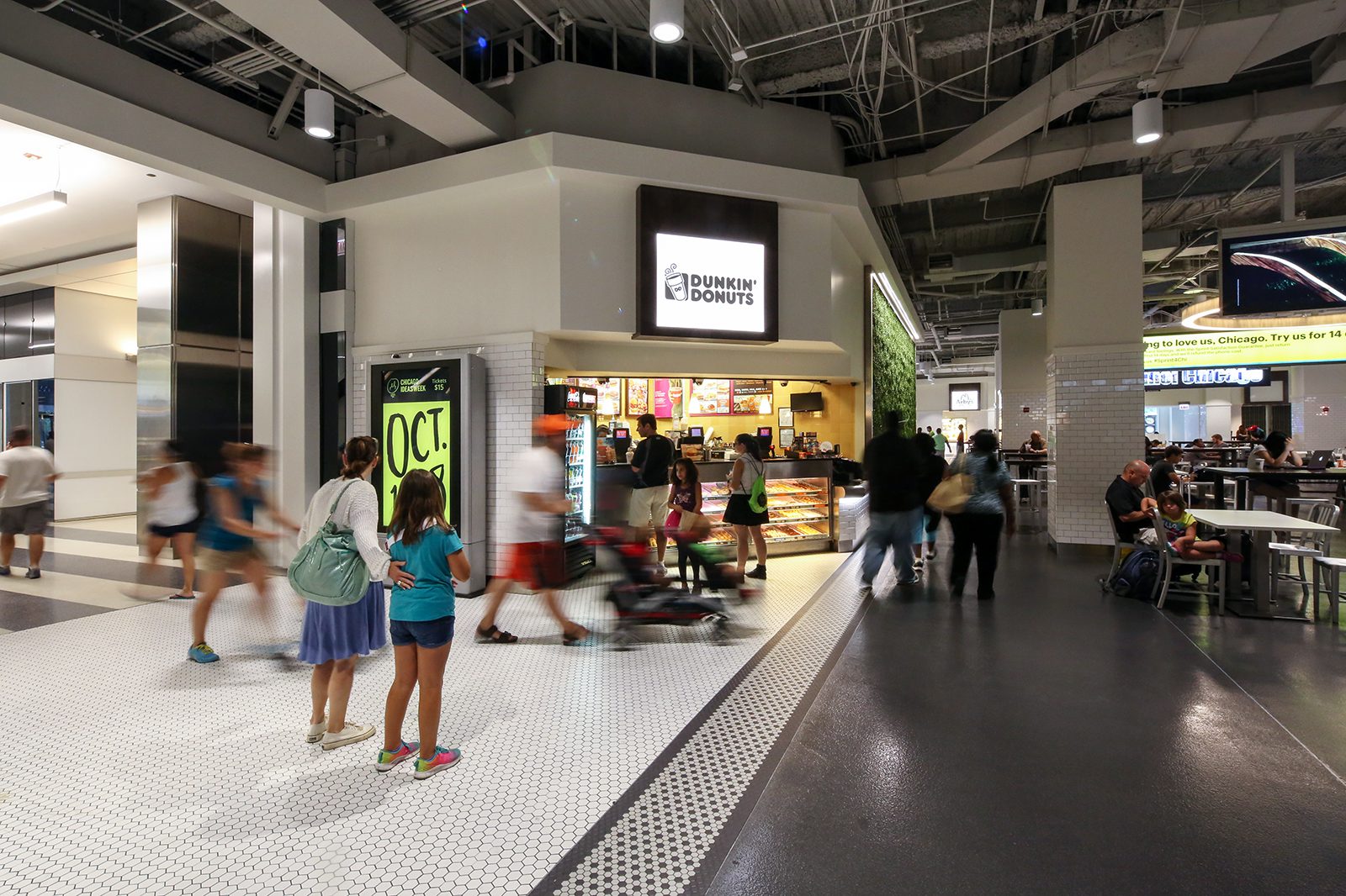 Food entrance left B U10A5898