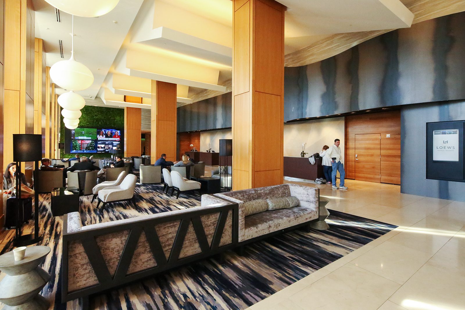 Lobby fromDoors U10A8053