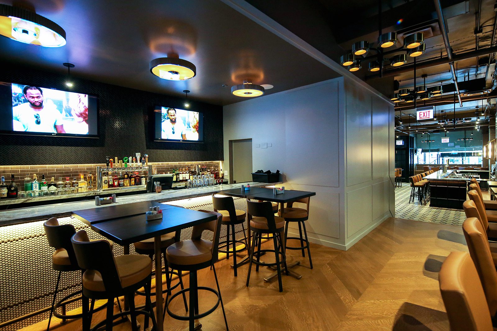 BackBar U10A6044