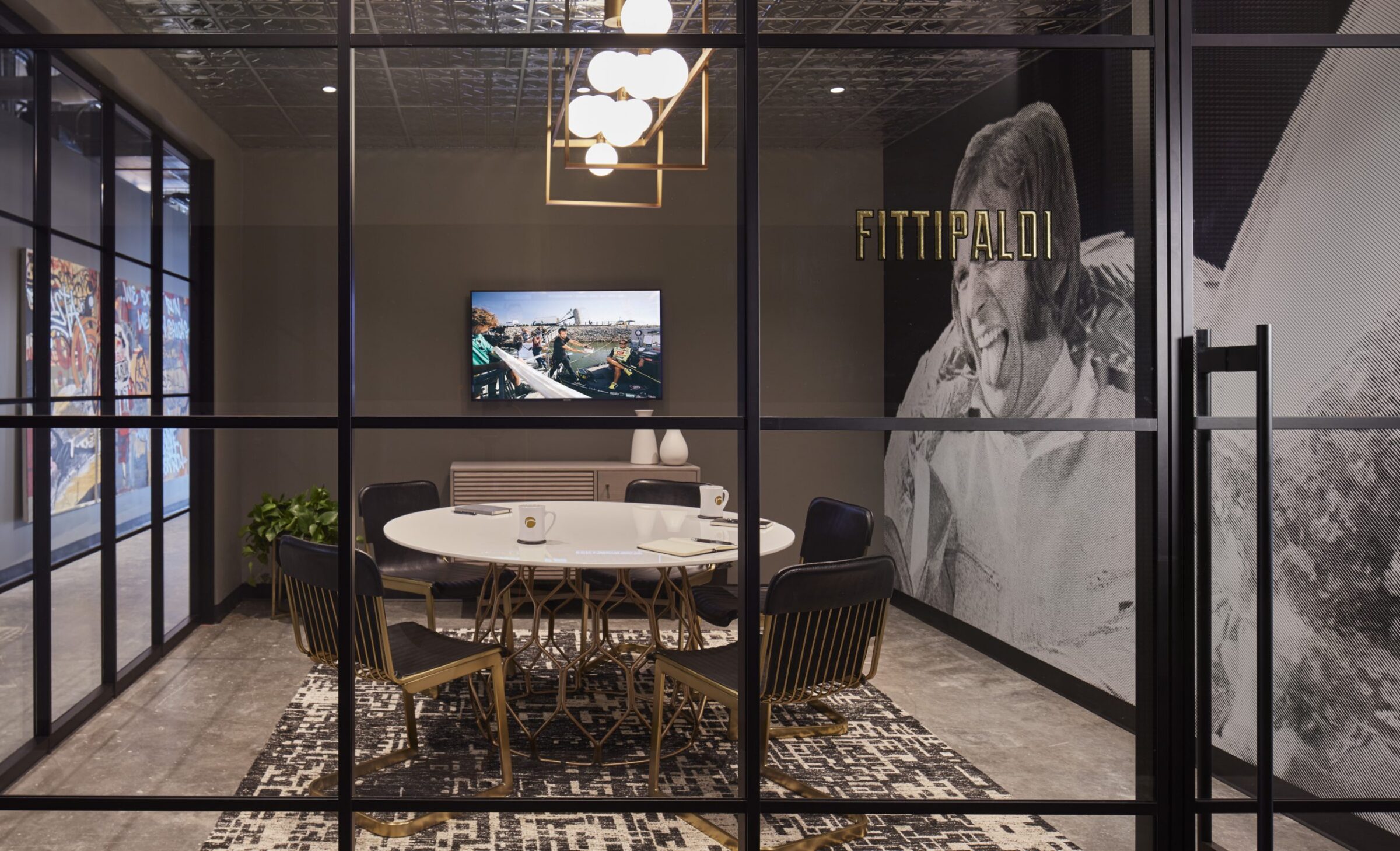 00299 010