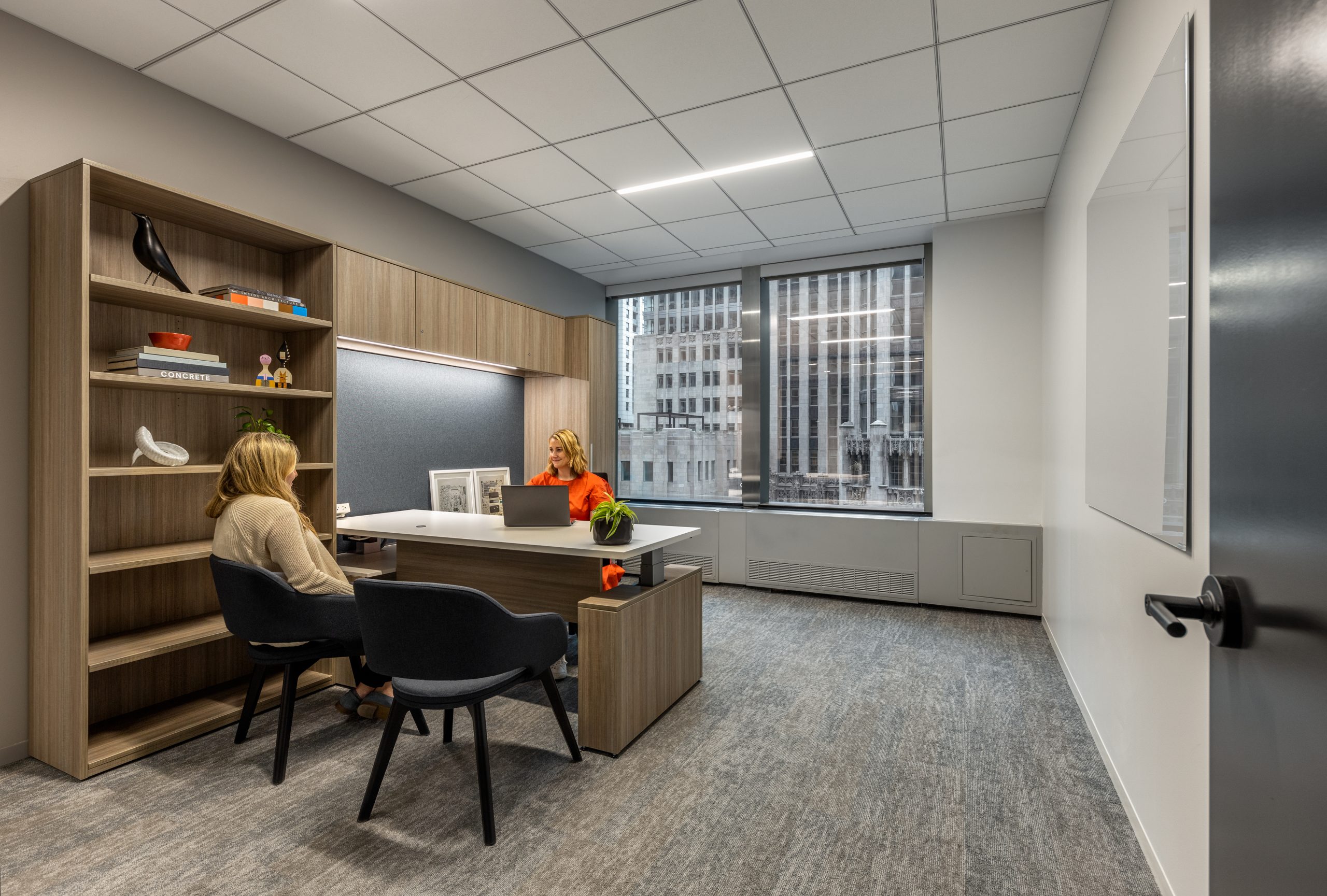 430 N Michigan Interiors 0421 6