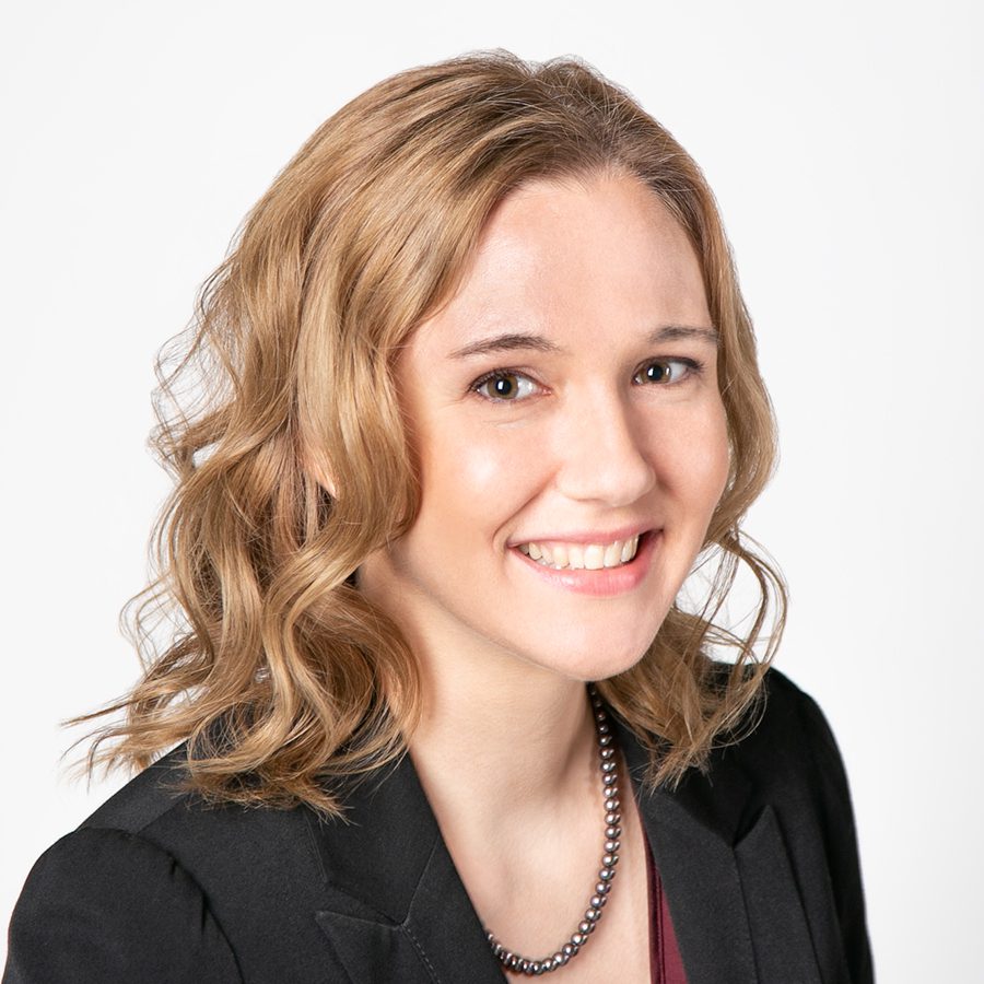 headshot ELIZABETH POLLOCK